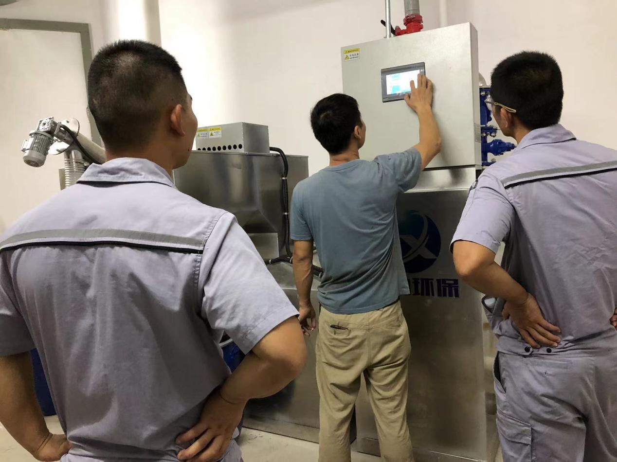 曦力食堂隔油池案例